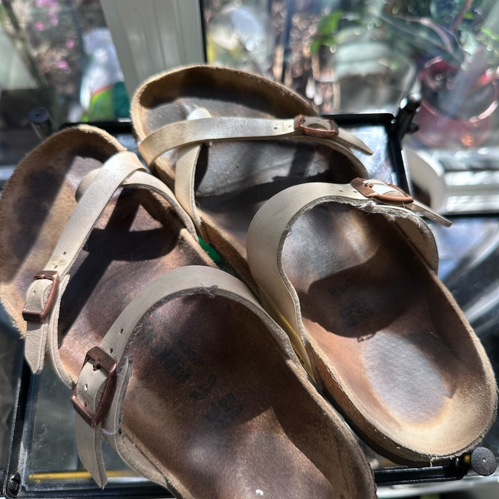 Birkenstock Mayari Beige Leather Sandals with Buckle Accents